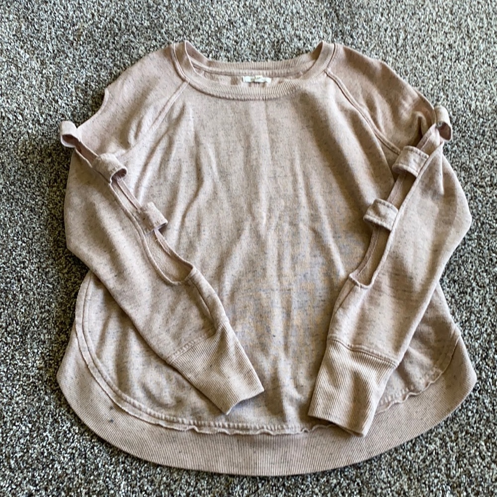 Maurices sweater, size medium.